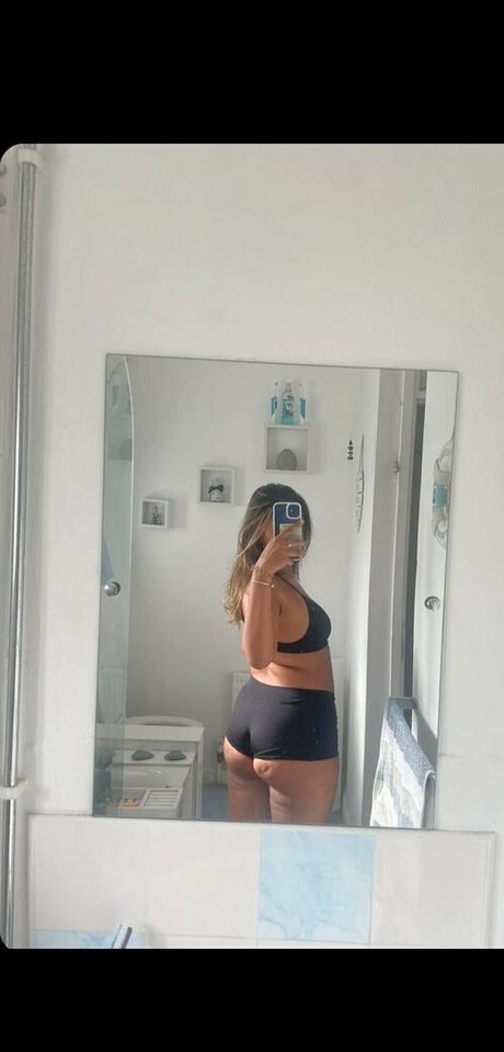 Isha Mariyah perfect star picture