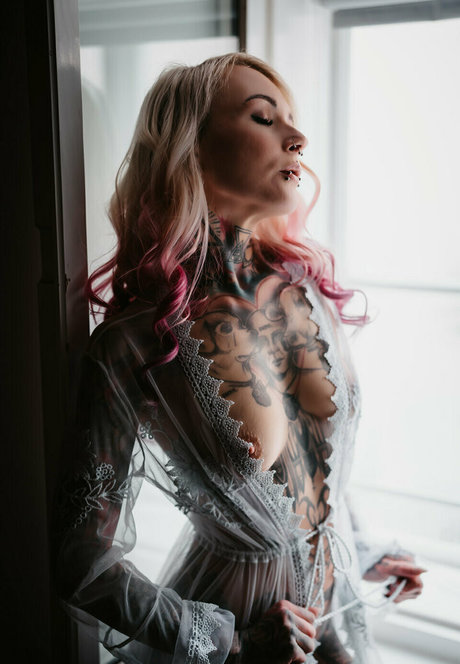 Kristy Von Kashyyyk perfect pornstar pictures