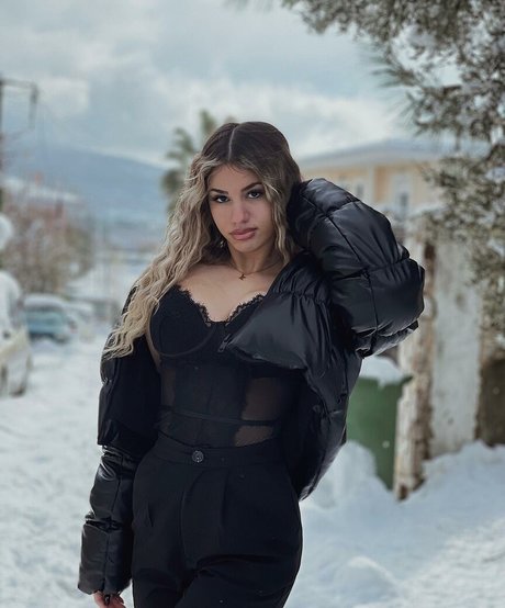 _dwwwra____ model erotic img