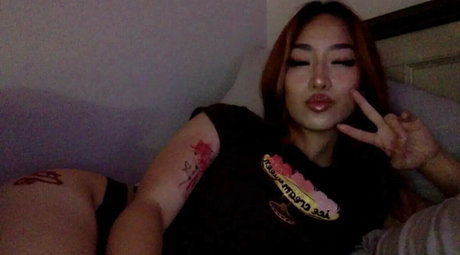 Harmonee Yang pornstar beautiful image