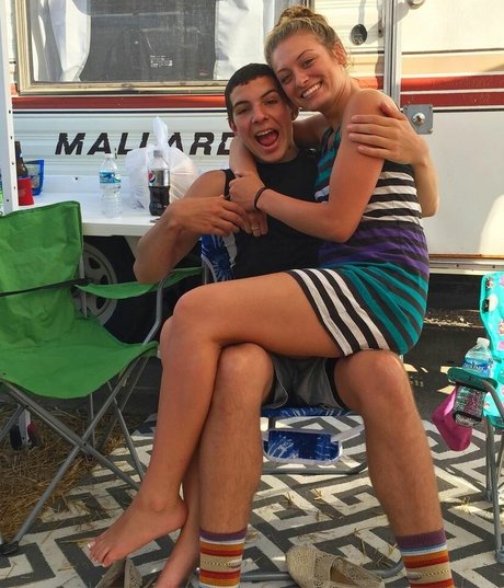 Logan Brickhouse exclusive actress picture