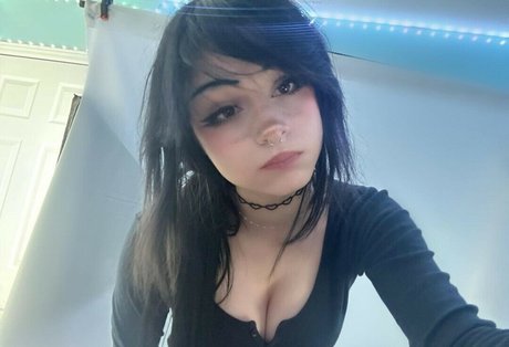 Julzzess pretty pornstar archive