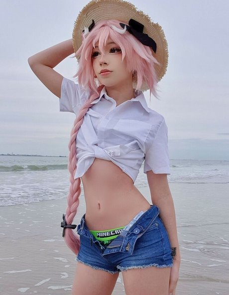 Haltsmanu exclusive actress photo