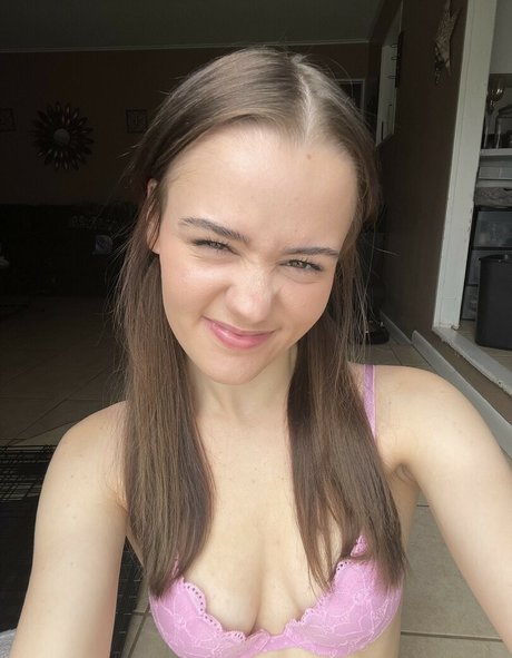 Trinity Olsen high quality pornstar pic