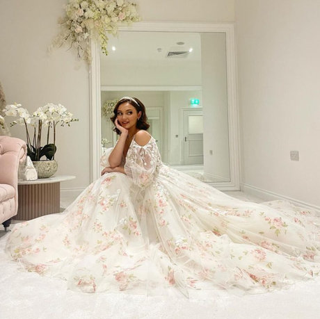 Sophie Wallace pretty model picture