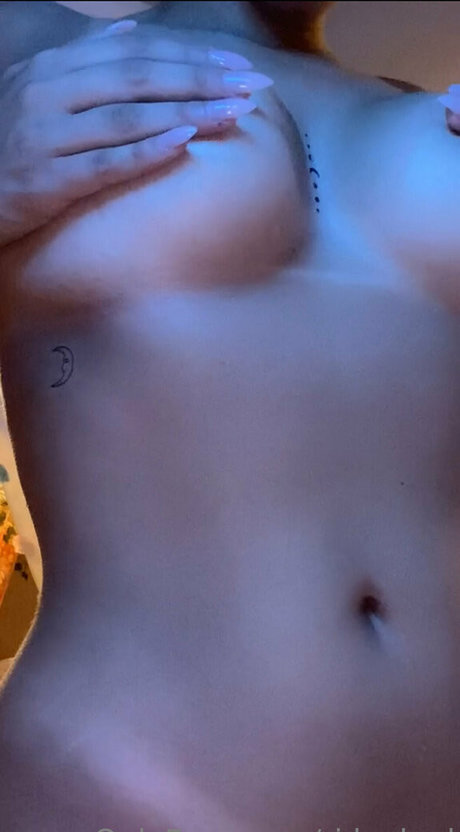 ri leaked top model photos