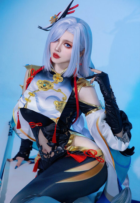 Arisa S model hot pics