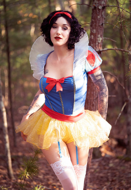 MissKittyQuinn sexy model image