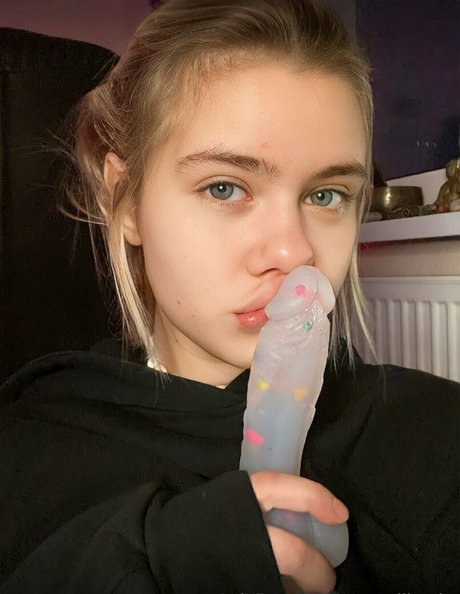 annamillervip pornstar naked images