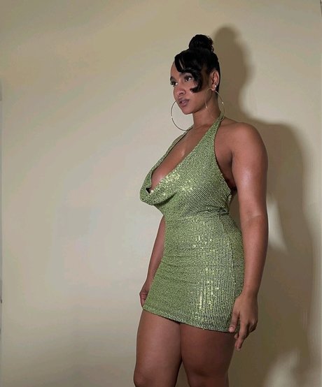 Pink besos top model gallery