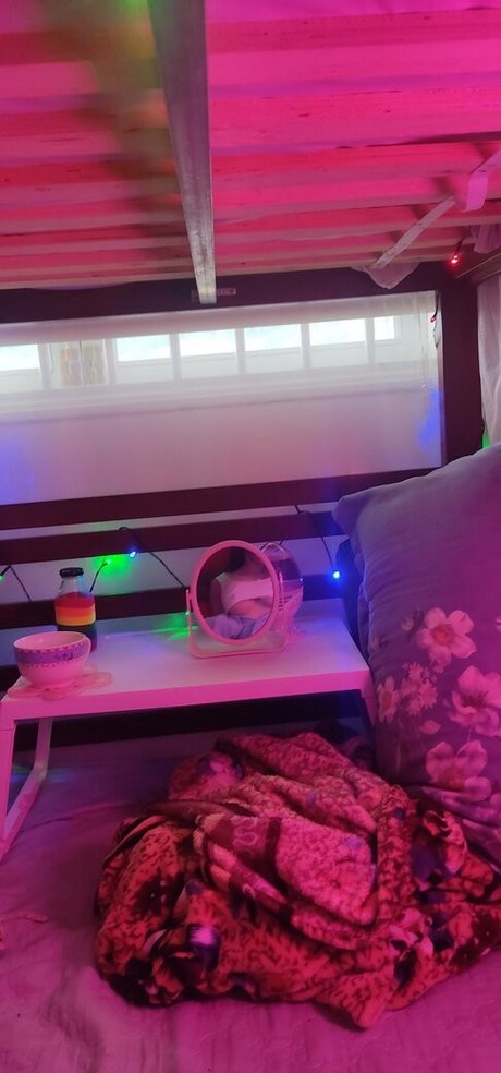 ayakamoe2910 art actress photos