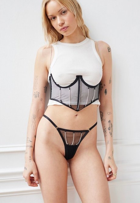 Lindsay Vrckovnik Linmick pornographic actress photos