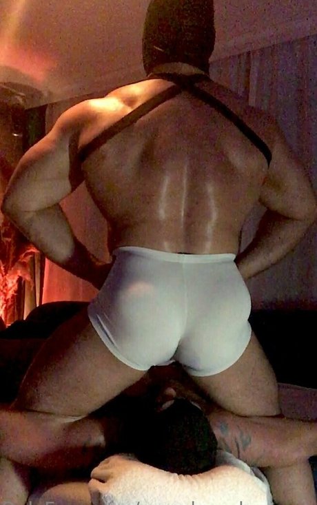 muscle submission xxx star photos