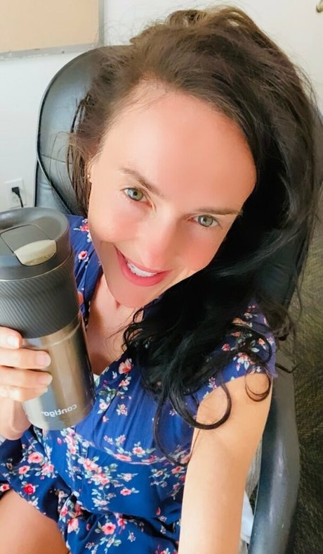 lilrosiedoll model nice image