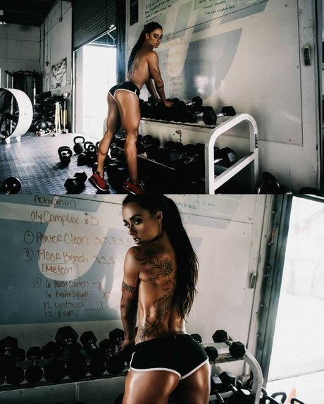 Sue Lasmar model hot photo