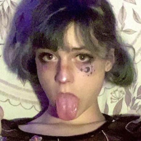 Cd Bell art pornstar photo