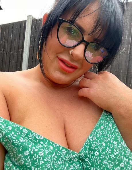 deleteduser20233 star pornographic photos