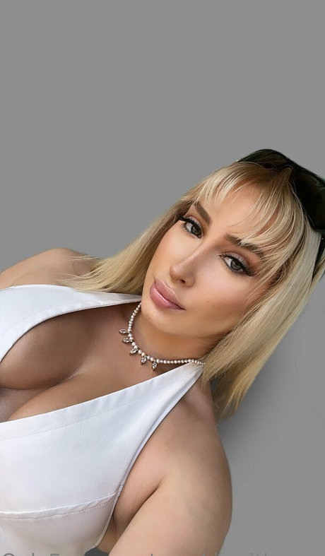 snackinwithanastasia best star archive