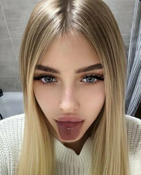 pppoisonnn ivy model high quality img