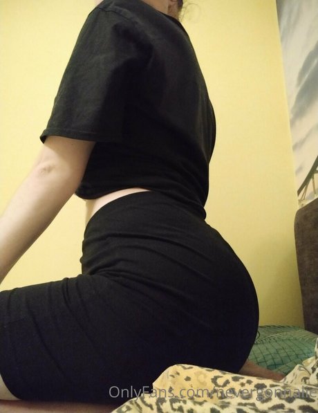 nevergonnalie model pretty pic