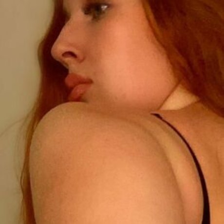 Strawberrrrycake sexy star picture