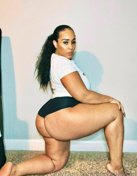 Beckkywylin exclusive actress galleries