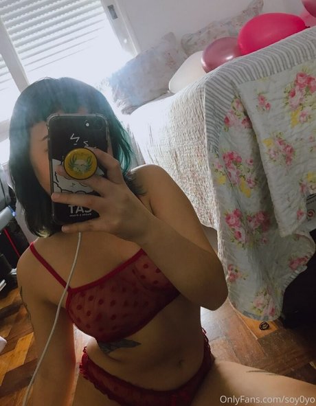soy0yo naked pornstar picture