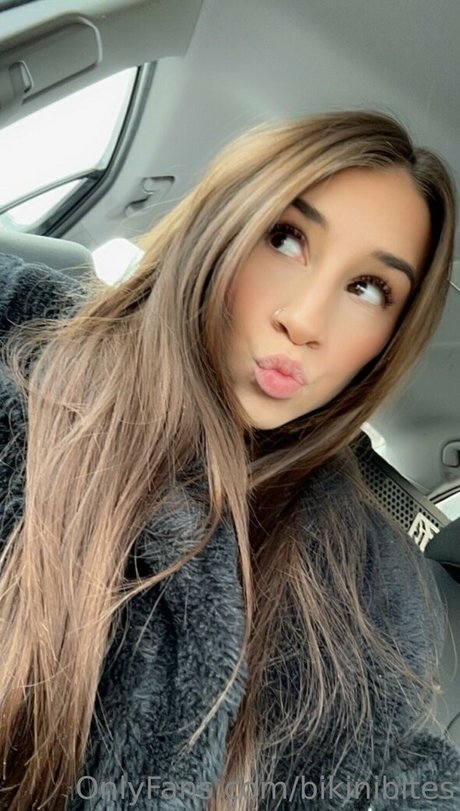 bikinibites nude model pics