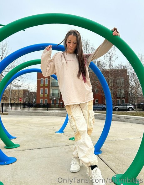 bikinibites exclusive model image