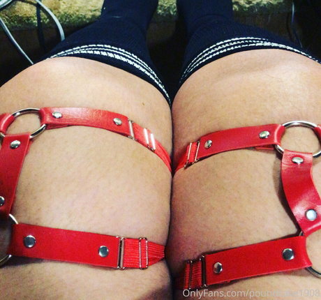 poundcake1908 pornographic model pic