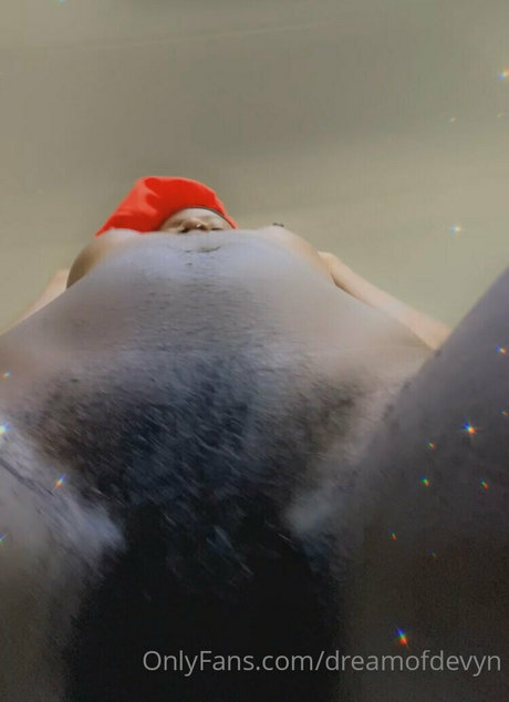 dreamofdevyn sex actress pics