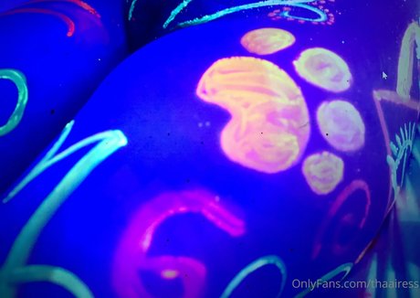 auroratheeangel model free pictures