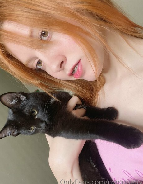 nymphetty xxx model photo