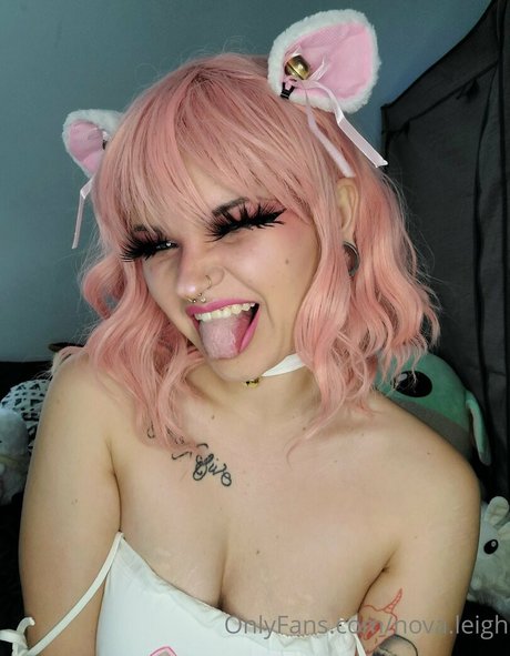 nova leigh erotic actress pics