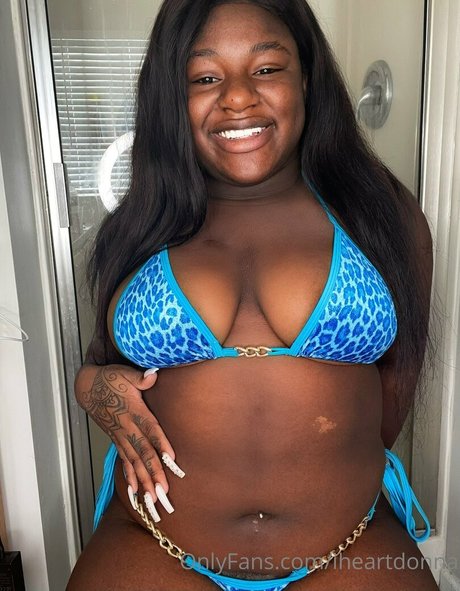 iheartdonna model pretty pic