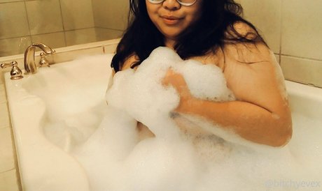 mistressevex model naked pic