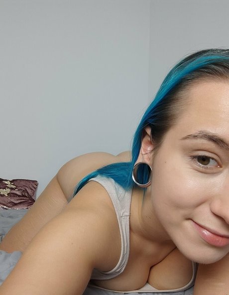 medroxy free nudes model galleries