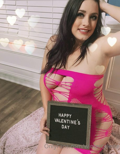 winterceleste pornstar erotic photos