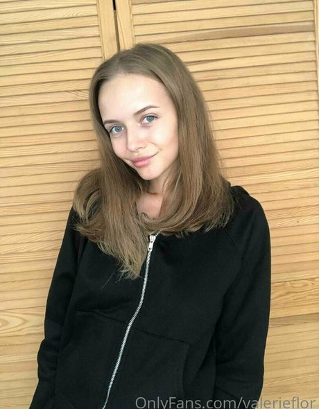 valerieflor star erotic picture