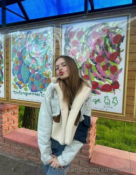 valerieflor hot model photos