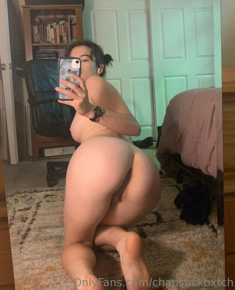 chapstickbxtch xxx pornstar pic