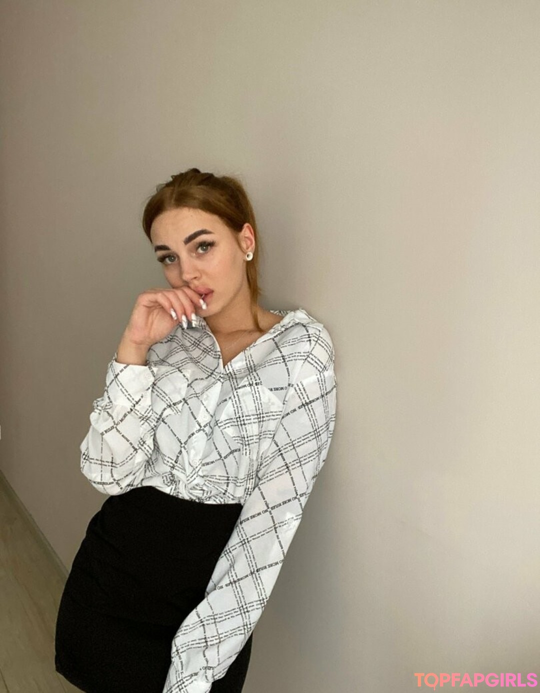 honeypie f pornstar nudes img