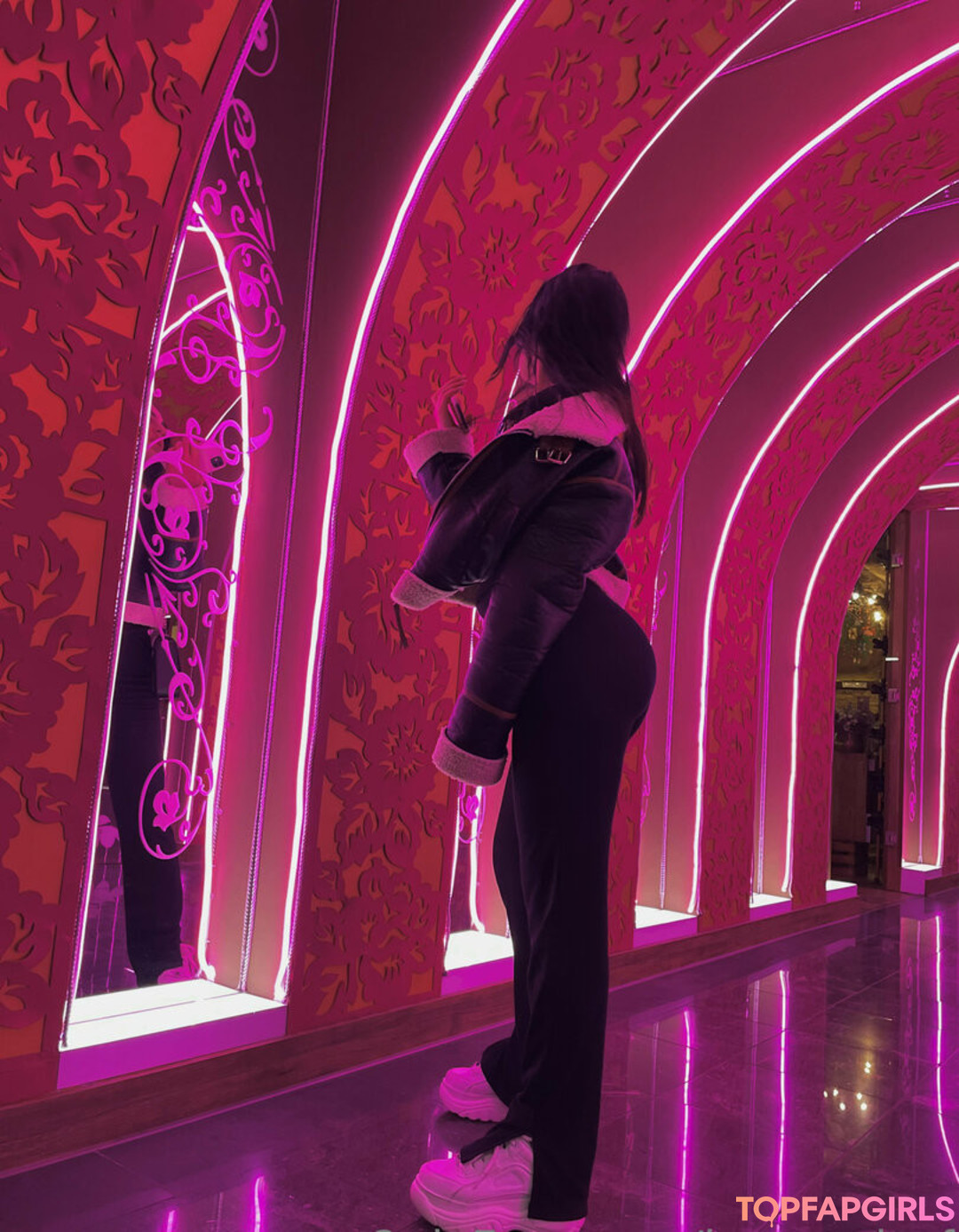 honeypie f pornstar hot image