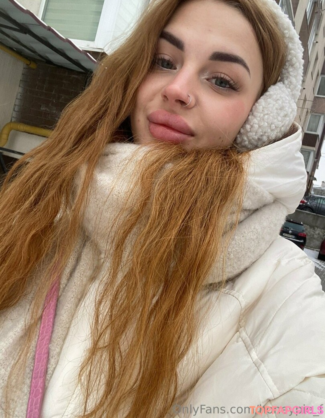 honeypie f model adult image