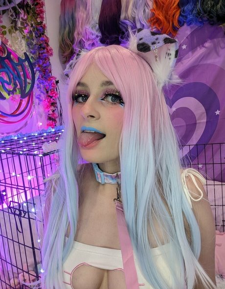 Puppiiemilk erotic star galleries