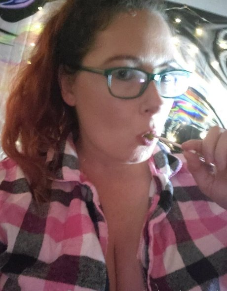 spicyvivianrain sex actress pic