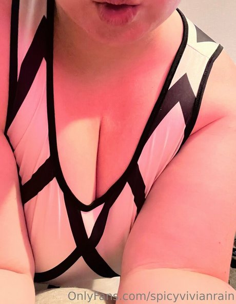 spicyvivianrain erotic star photo