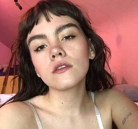 Bree McGee star top pic