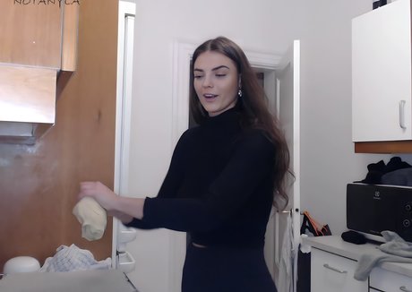 Notanyla high quality model picture