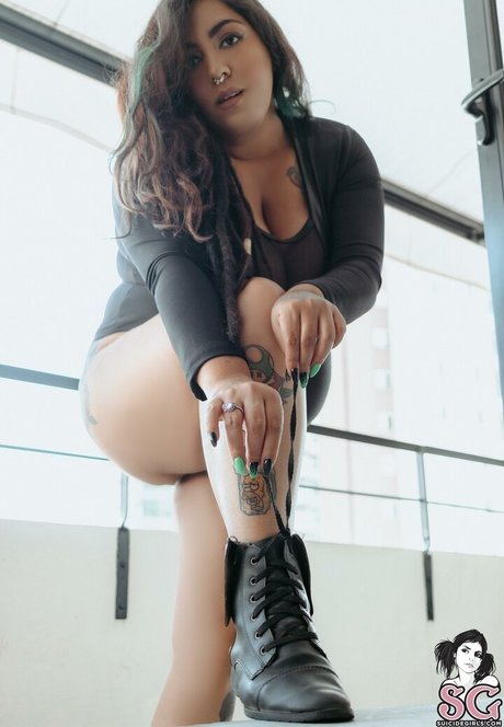 Arthemis pornstar naked photos